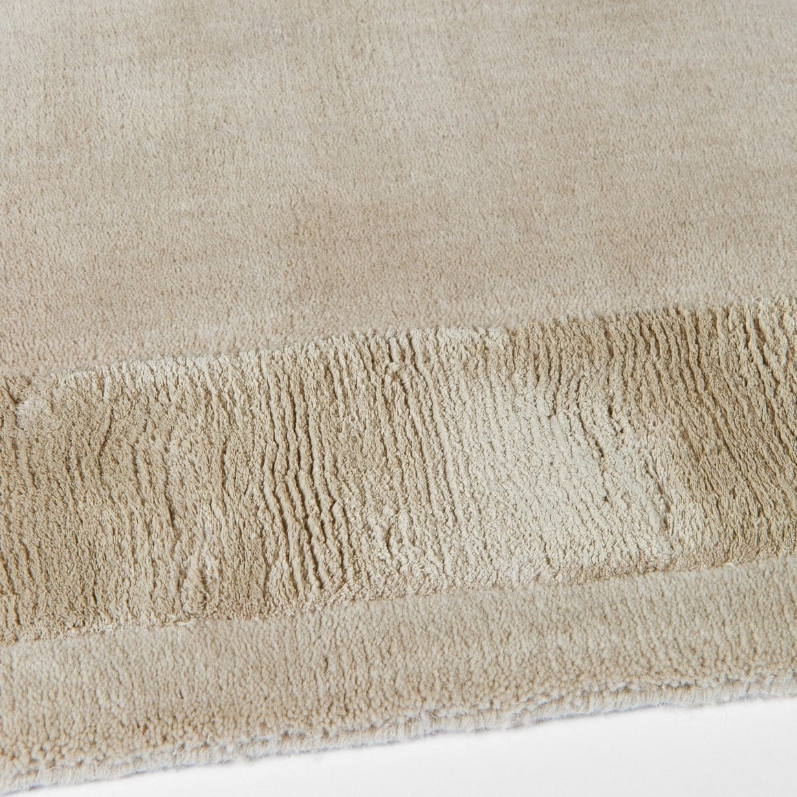 the rug company - holland stone silk border